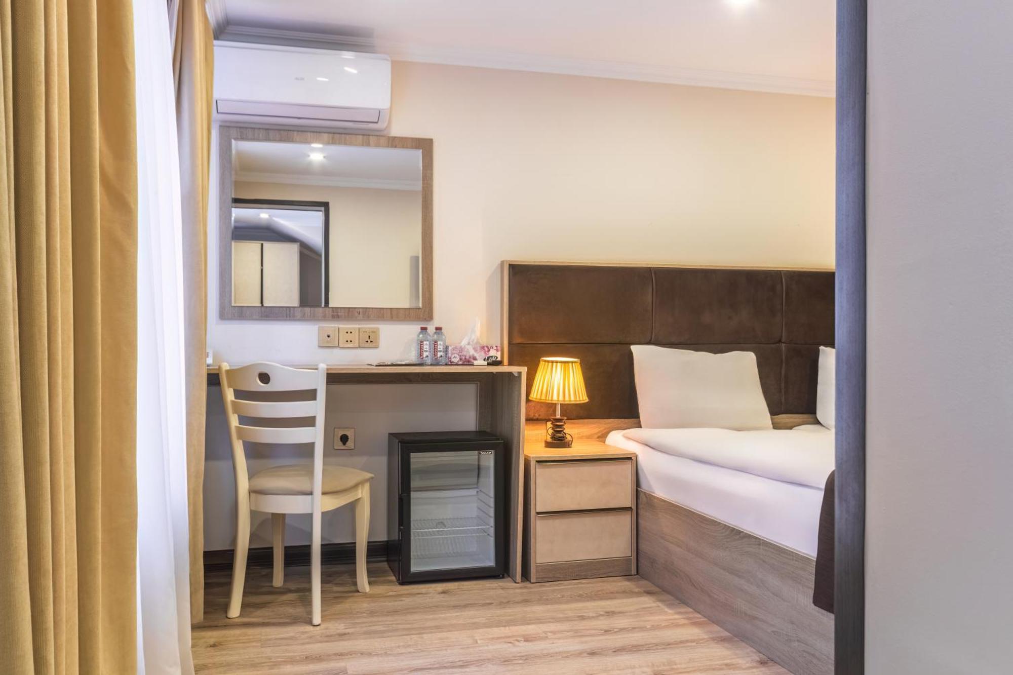 Deluxe Hotel บากู ภายนอก รูปภาพ