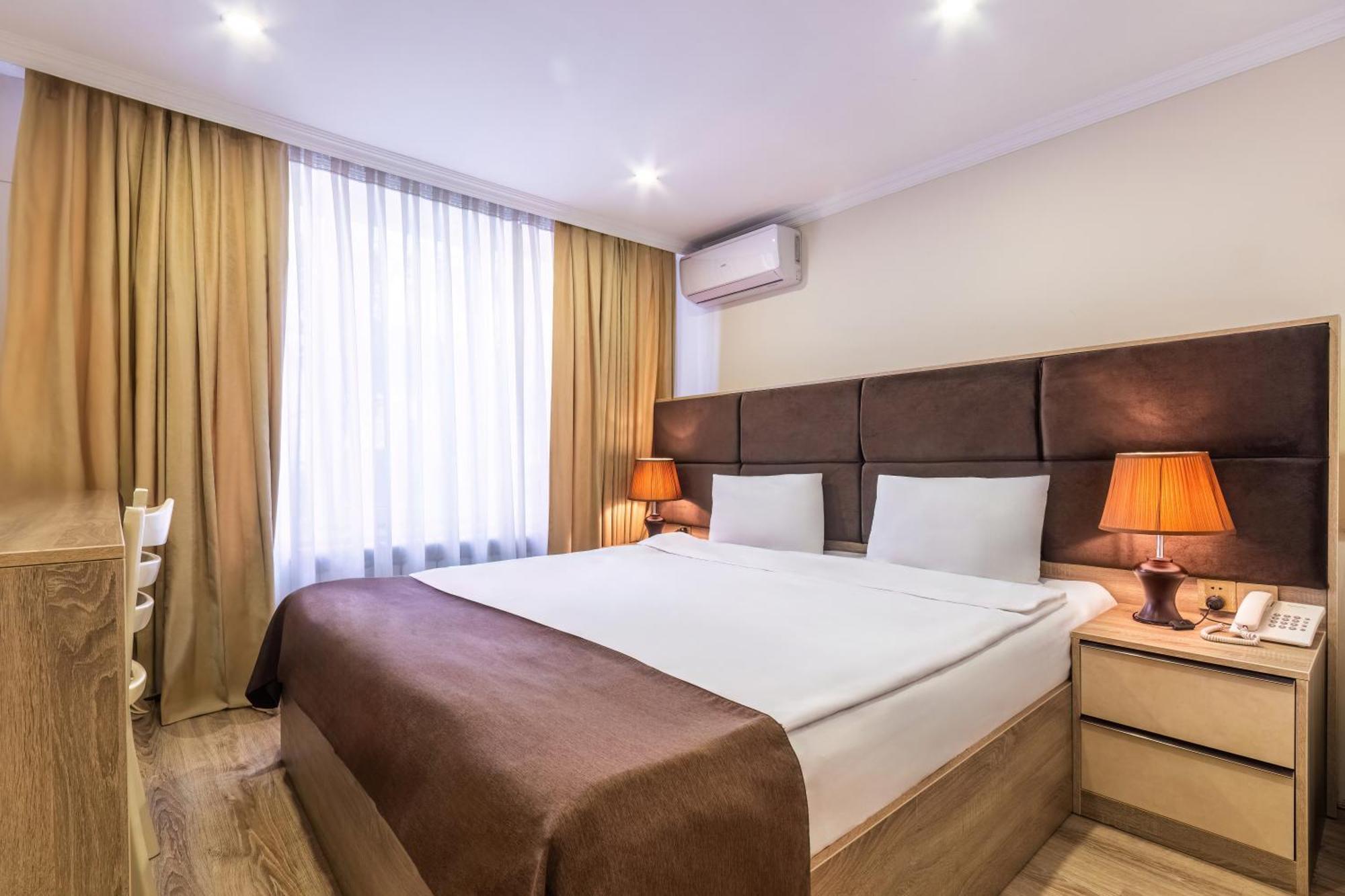 Deluxe Hotel บากู ภายนอก รูปภาพ