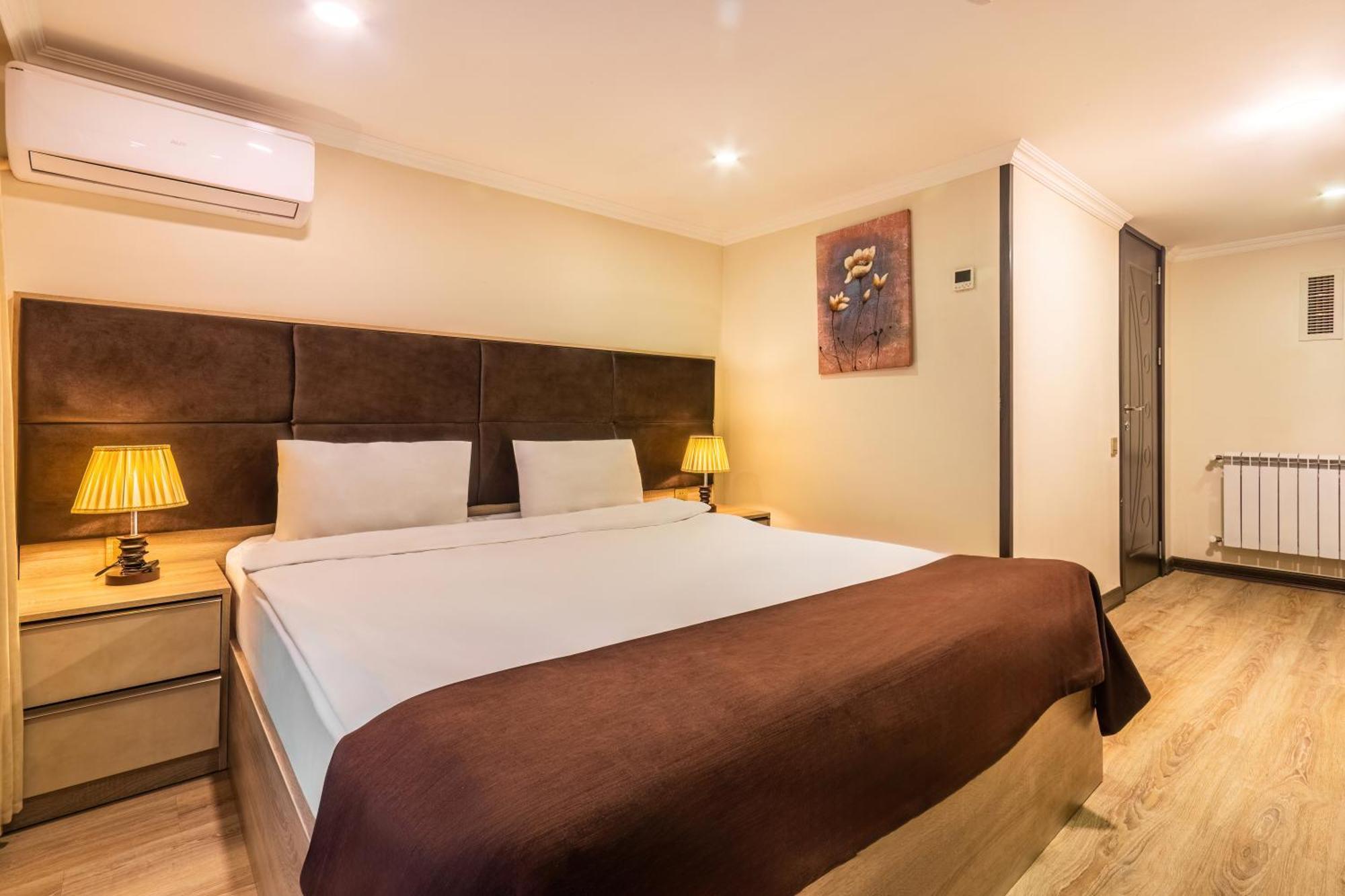 Deluxe Hotel บากู ภายนอก รูปภาพ