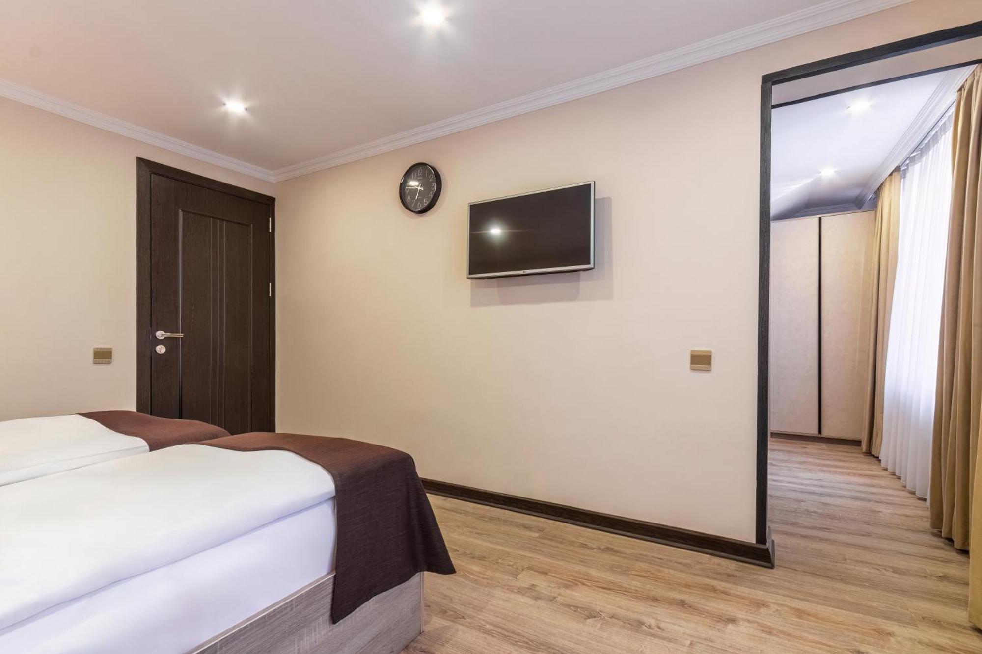 Deluxe Hotel บากู ภายนอก รูปภาพ