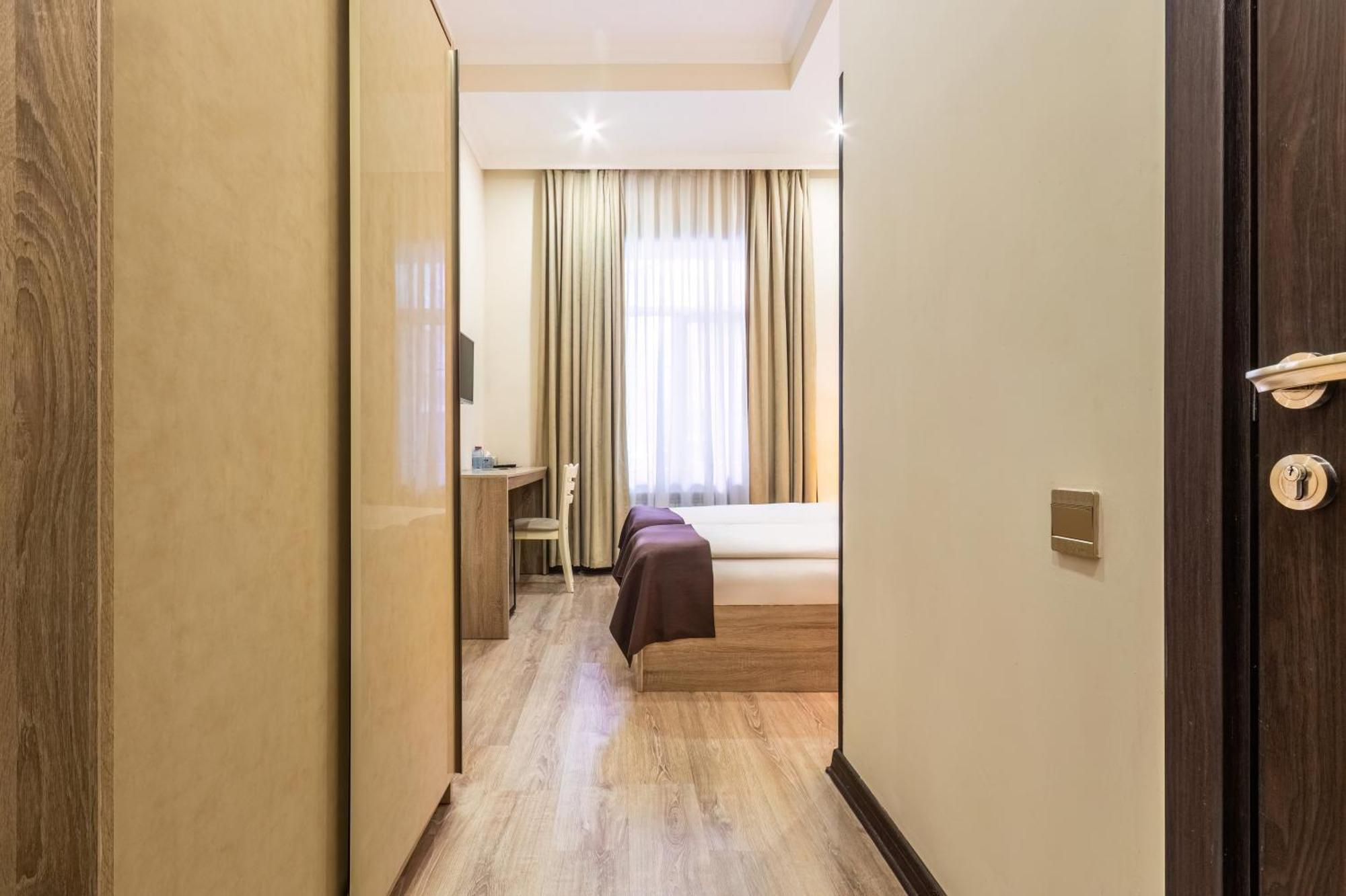 Deluxe Hotel บากู ภายนอก รูปภาพ