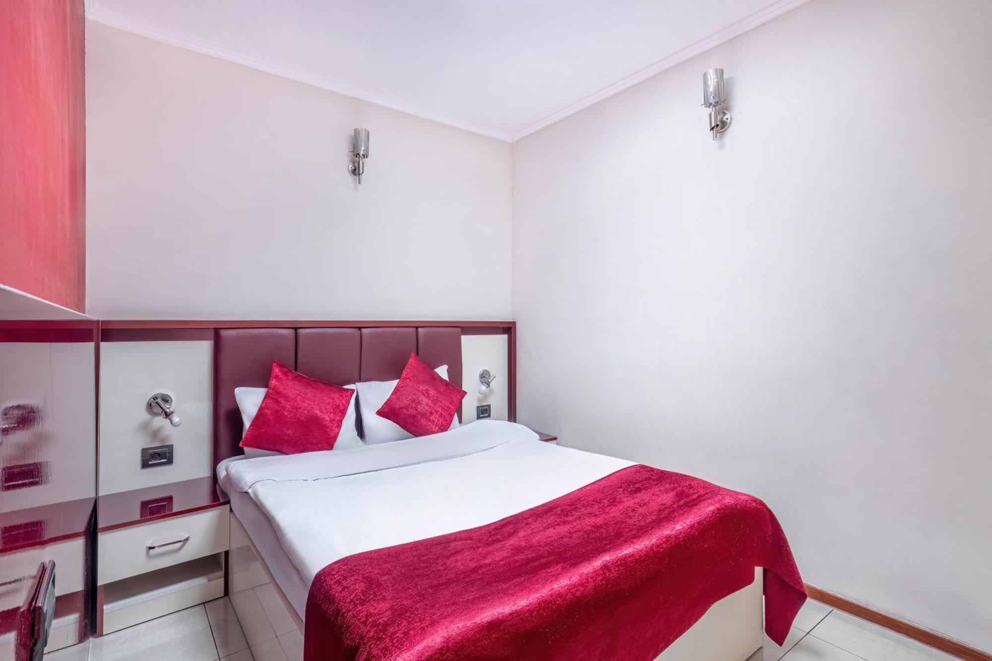 Deluxe Hotel บากู ภายนอก รูปภาพ